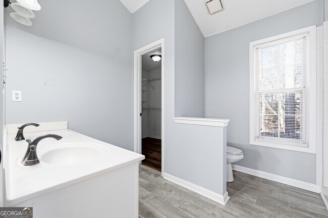 Building Photo - 760 Jackson Bank Pl NW