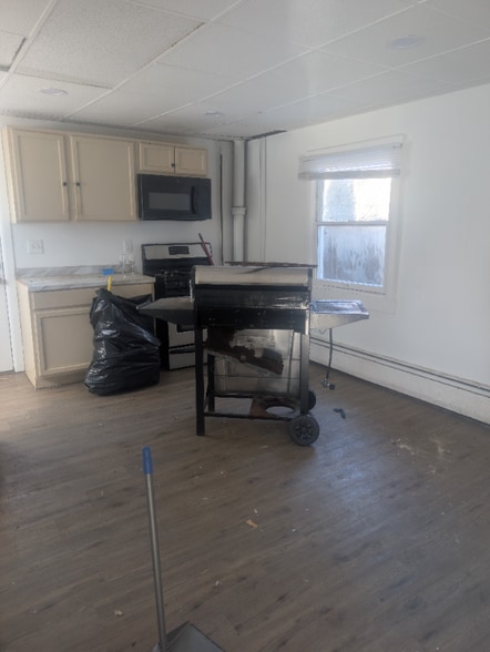 Building Photo - 510 Schultz Ct