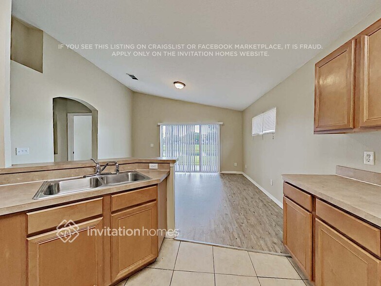 Building Photo - 12338 Sophiamarie Loop