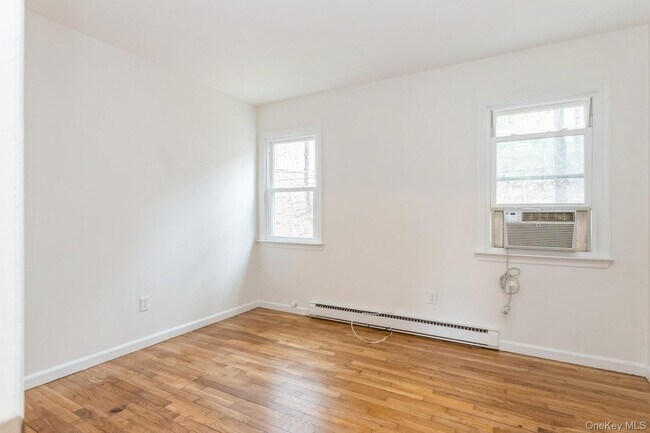 Building Photo - 129 Harris Rd