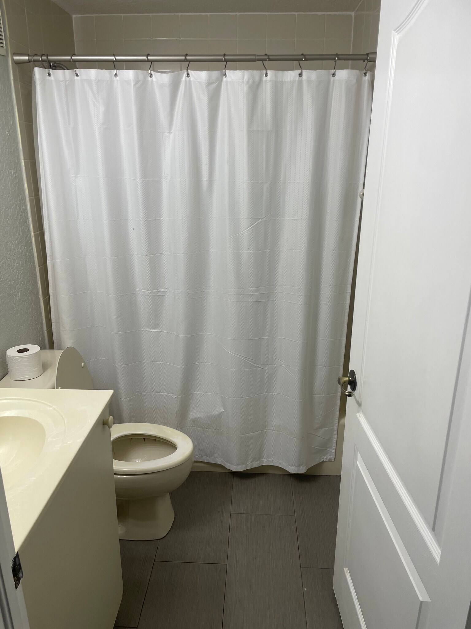 SECOND BATH - 13755 SW 169th Ter