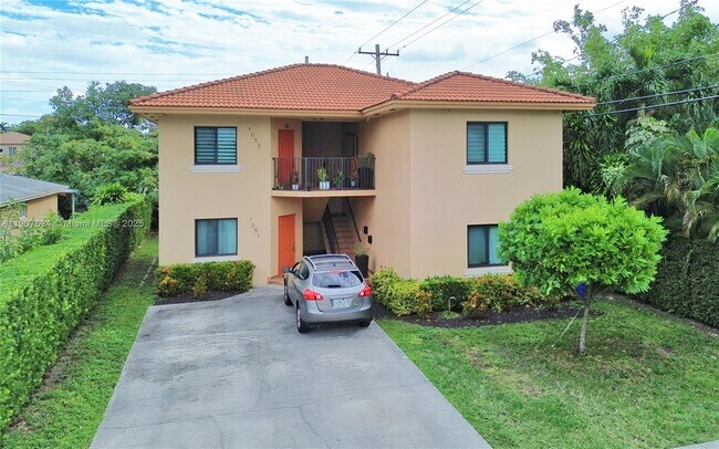 Primary Photo - 1053 SW 29th Ct