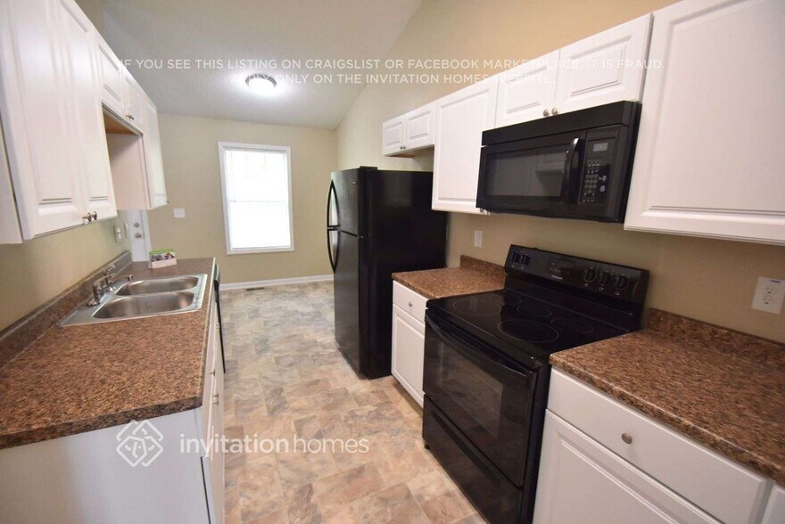 Building Photo - 5781 Cedar Croft Ct