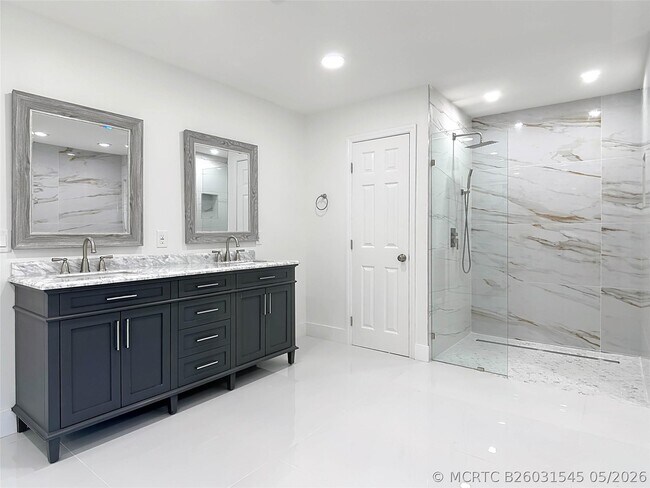 Building Photo - 1200 Poitras Dr