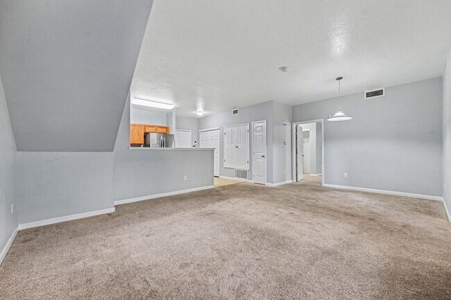 Building Photo - 5800 N Tower Dr