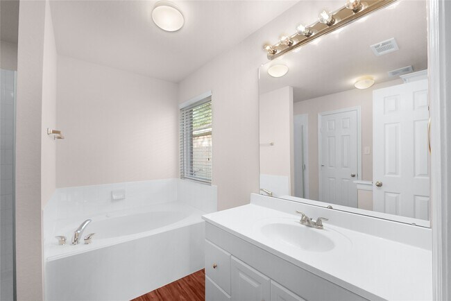 Building Photo - 10226 Canyon Rose Ln