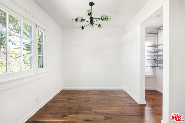 Building Photo - 3472 Rowena Ave