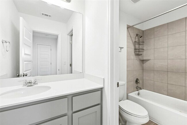 Building Photo - 6815 Tiznow Ln