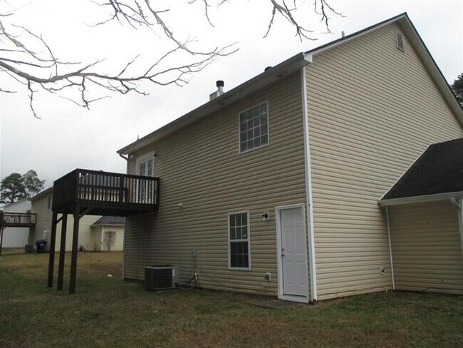 Building Photo - 1050 Trotters Farm Rd