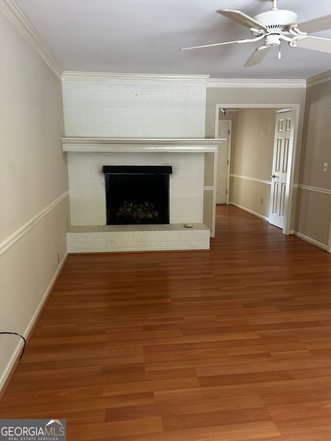 Building Photo - 125 Pebble Trail