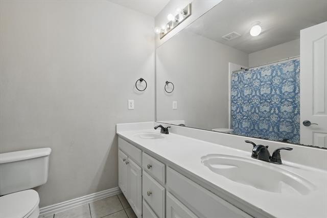 Building Photo - 7309 Alandale Dr