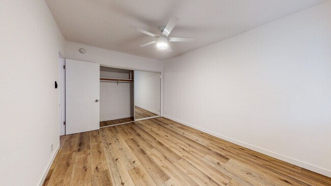 Building Photo - 16721 Sherman Way