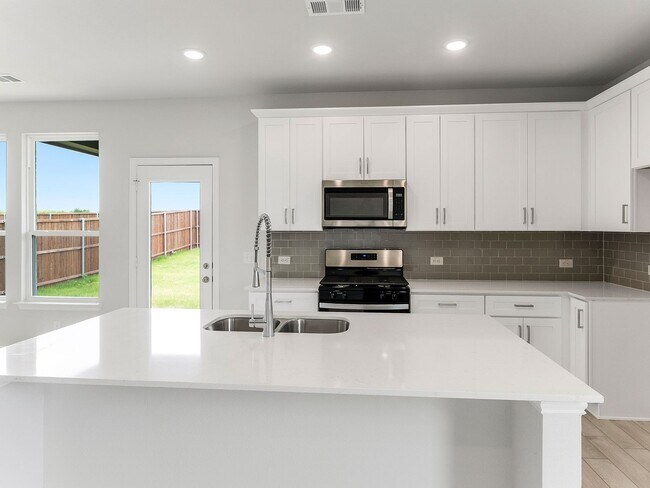 Building Photo - 427 Magellan Rd