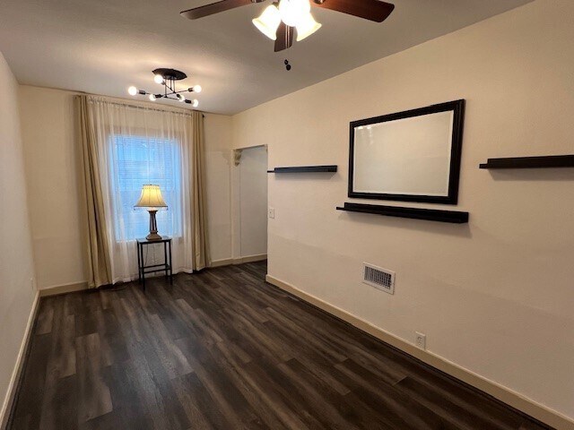 Building Photo - 4709 Park Dr