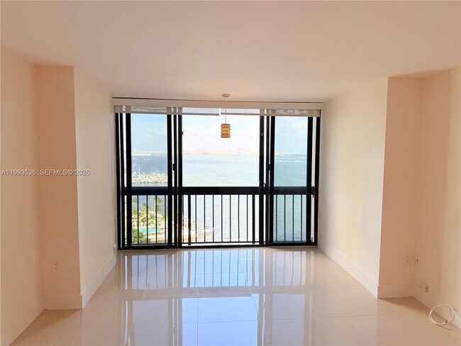 Building Photo - 2333 Brickell Ave