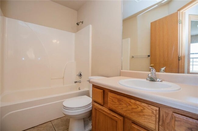 Building Photo - 321 Grant Springs Dr