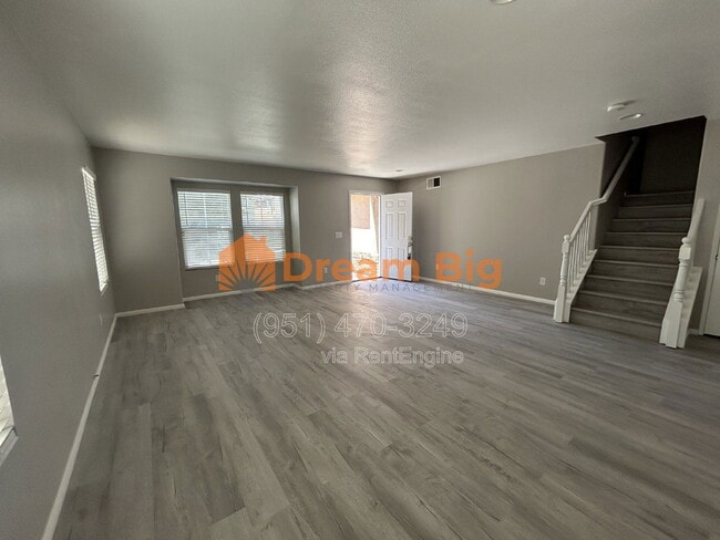Building Photo - 3857 Akina Ave