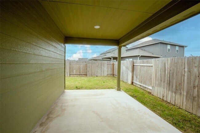 Building Photo - 1642 Settlers Glen Dr