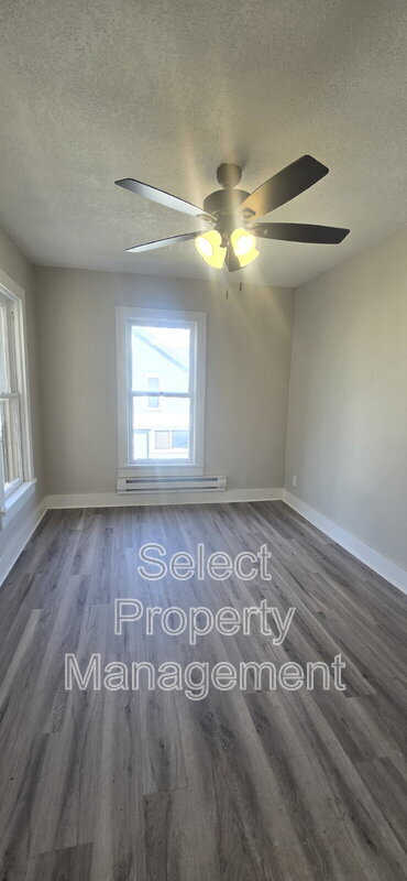 Building Photo - 1235 Huestis Ave