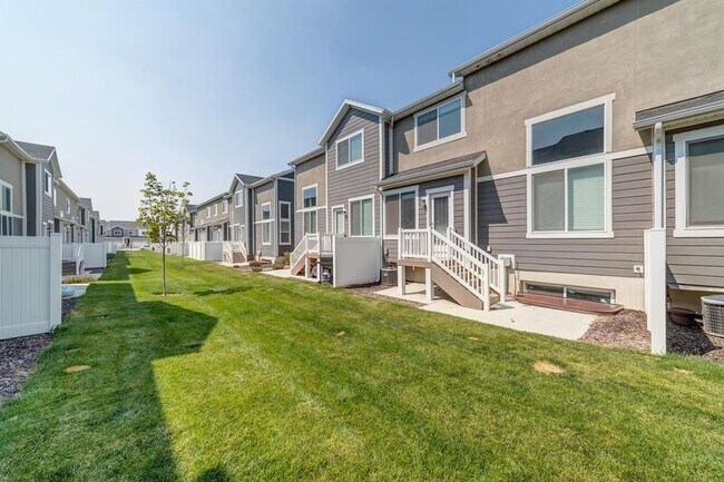 Building Photo - 1778 N 3720 W