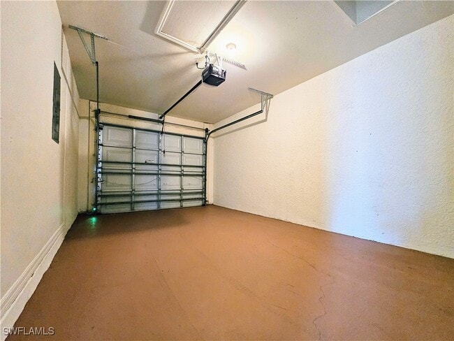 Building Photo - 228 Hightower Ave S