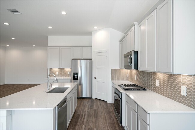 Building Photo - 13325 Big Sky Ct