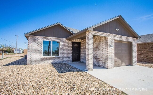 Building Photo - 2616 N. Ave. P-