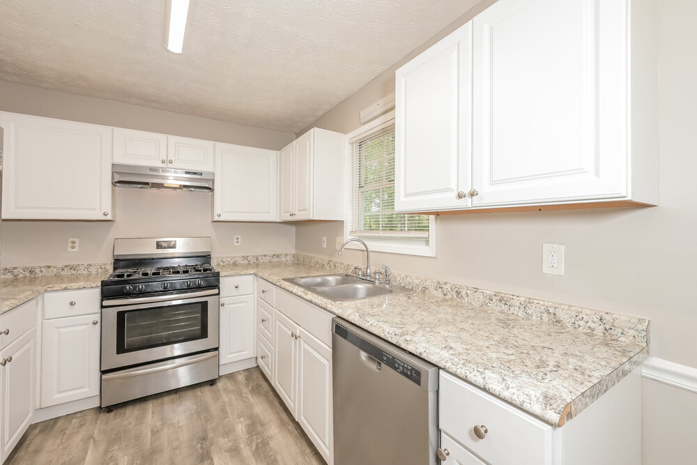 Building Photo - 989 Autumn Crest Ct