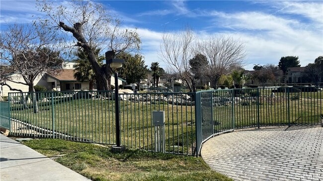 Building Photo - 44508 15th St E