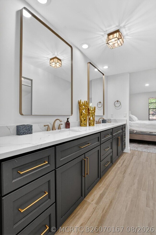 Building Photo - 7917 La Mirada Dr