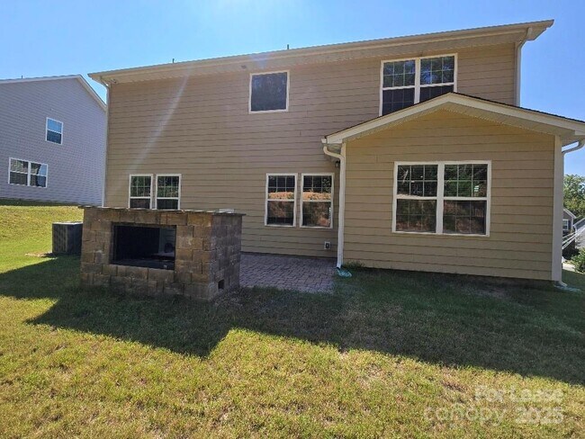 Building Photo - 14611 Murfield Ct