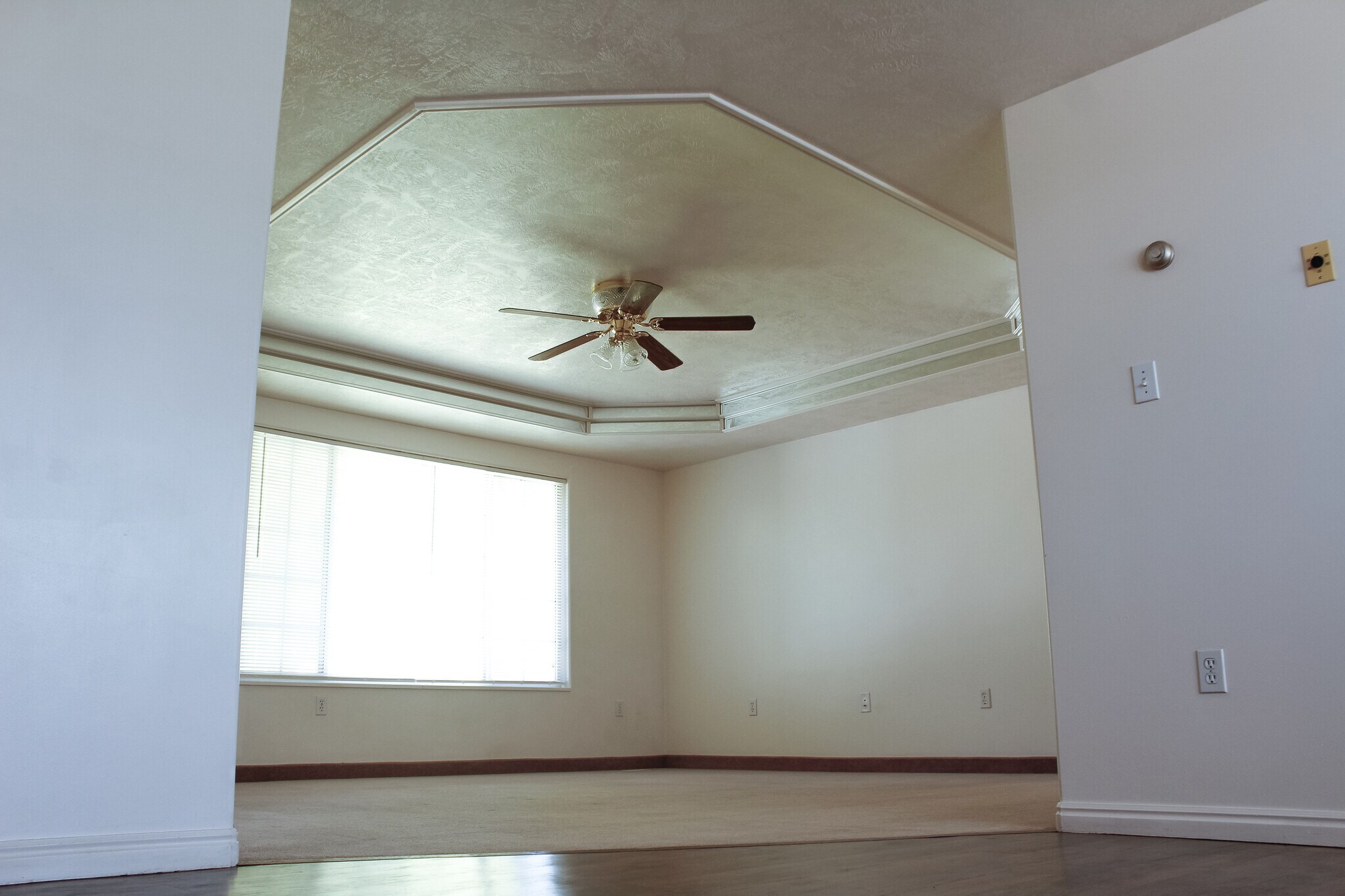 Living Room - 4117 W 475 N