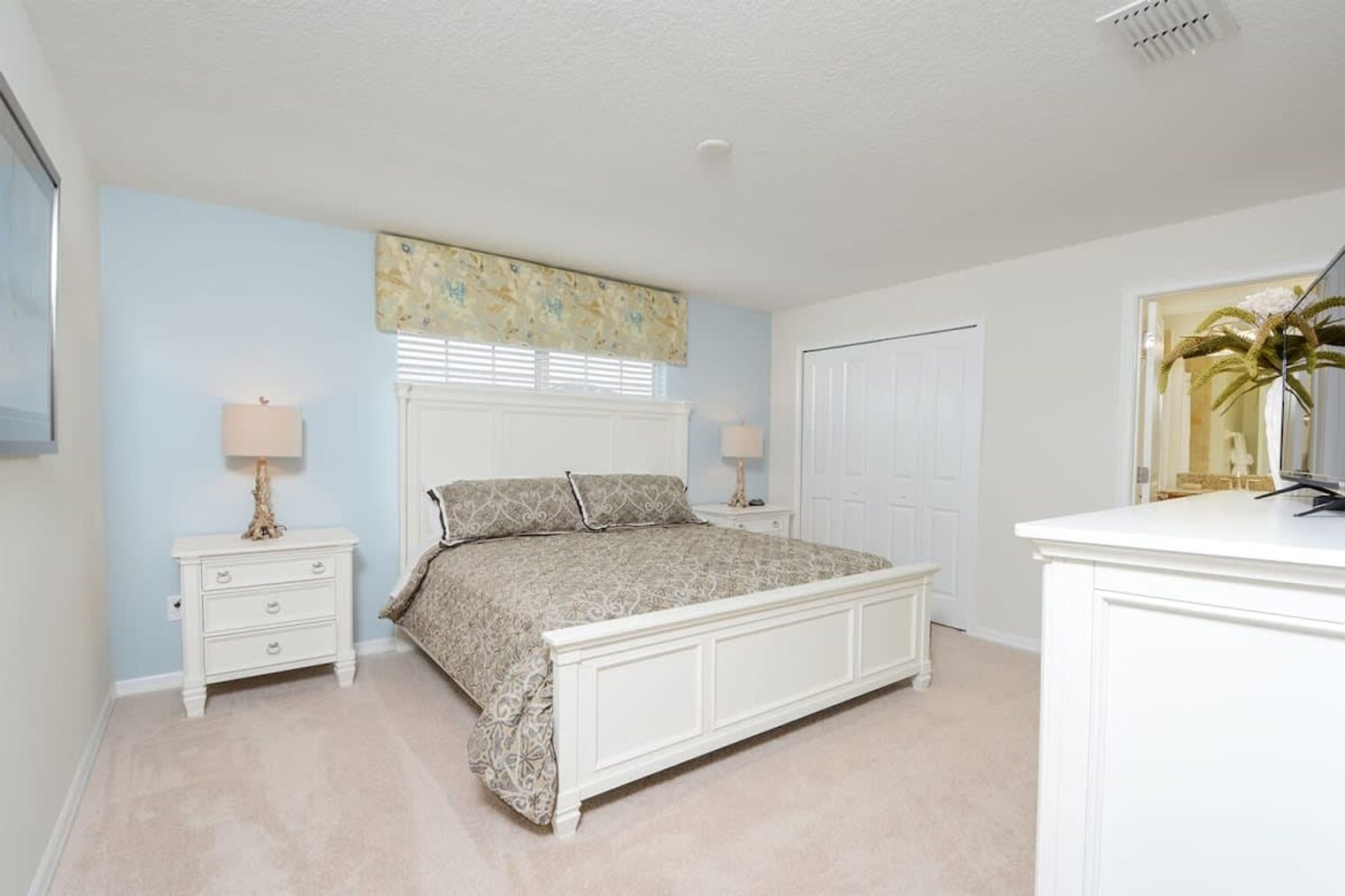 Building Photo - 4815 Brier Rose Ln