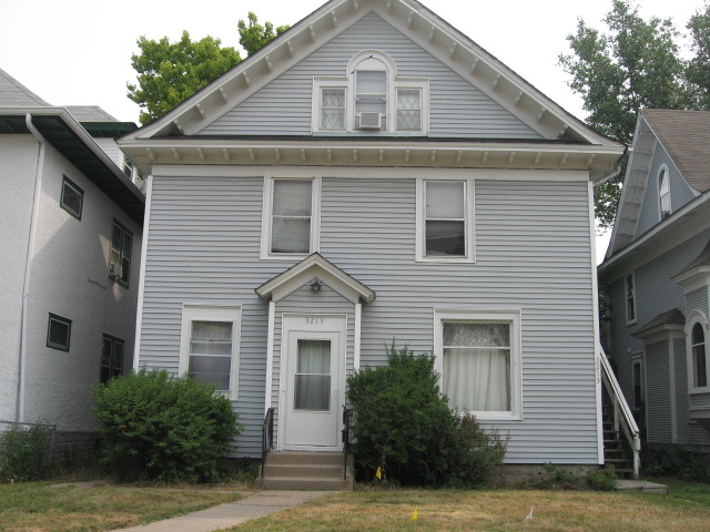 Building Photo - 3213 Hennepin Ave