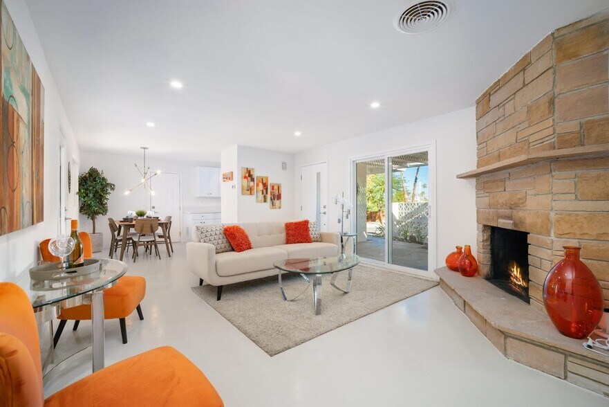 Building Photo - 37555 Palo Verde Dr