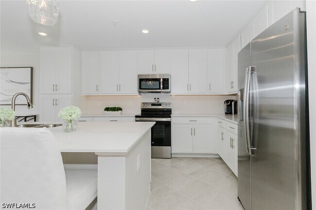 Building Photo - 5527 Double Eagle Cir