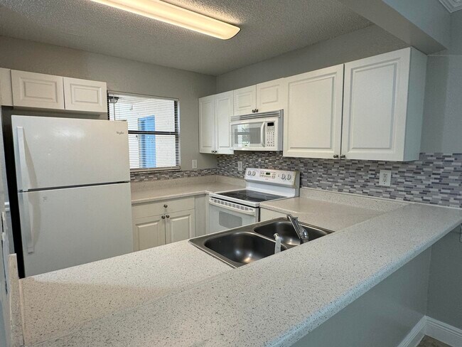 Building Photo - 1601 Windorah Way
