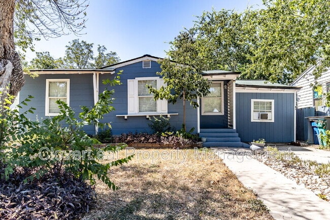 Building Photo - 210 Harwood Dr