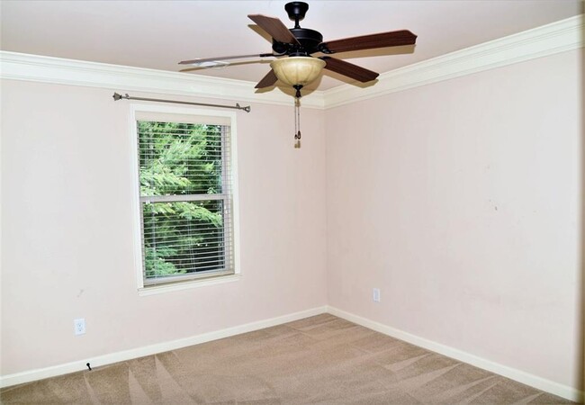 Building Photo - 3356 Sardis Bend Dr