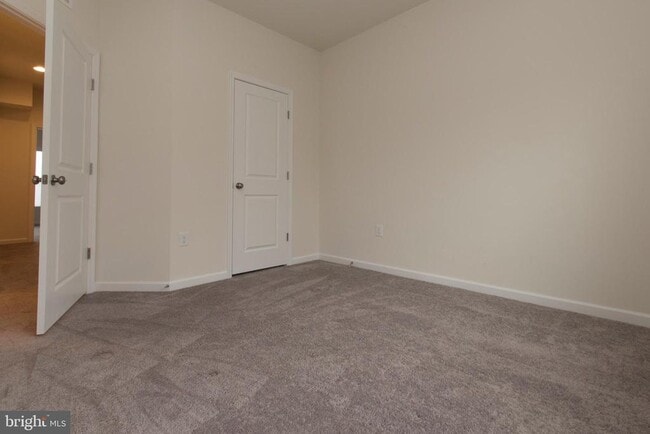 Building Photo - 14337 Potomac Heights Ln