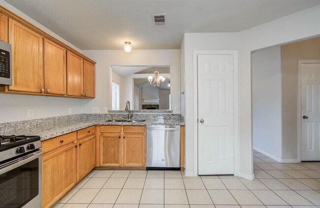 Building Photo - 21903 Silverfield Park Ln