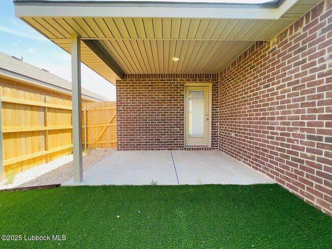 Building Photo - Brand New Home in Willowbend