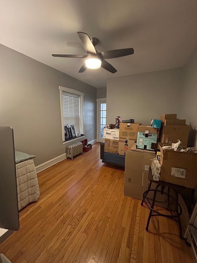 Building Photo - 4021 N Mozart St