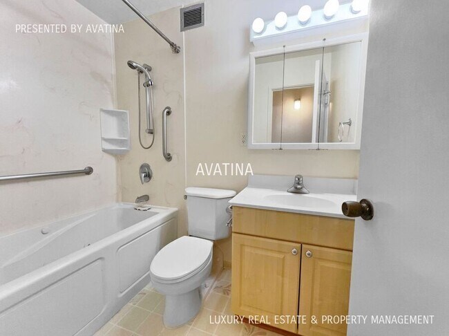 Building Photo - 46-255 Kahuhipa St A301-
