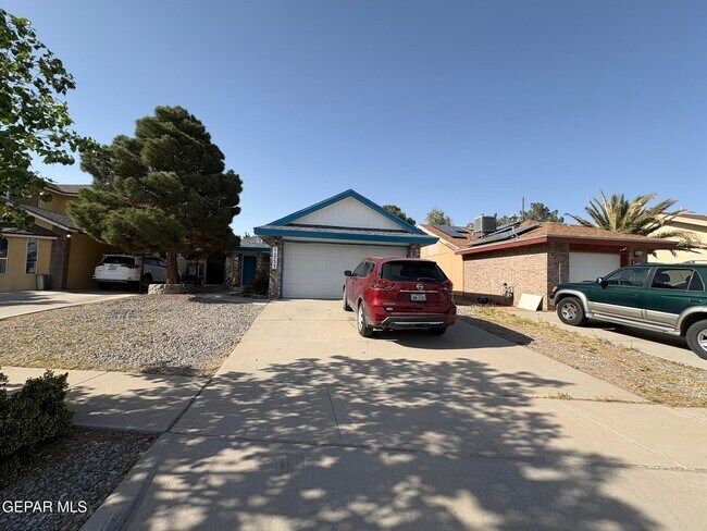 Building Photo - 11757 Royal Terrace Ln