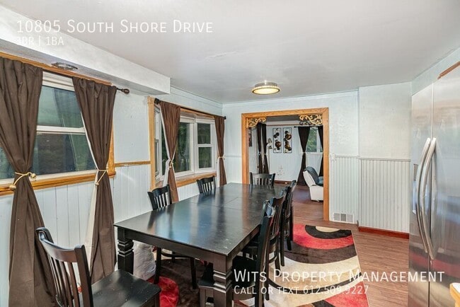 Building Photo - 10805 S Shore Dr