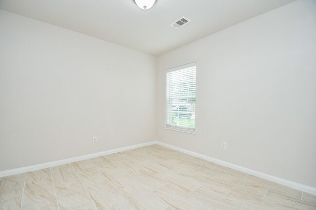 Building Photo - 17119 Hawks Landing Dr