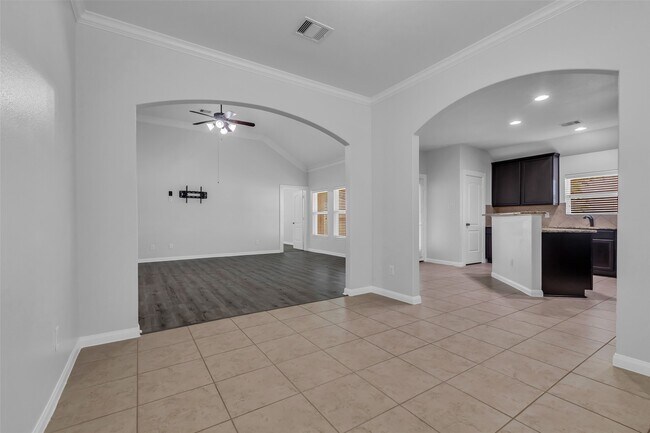 Building Photo - 20607 Silver Tea Ave