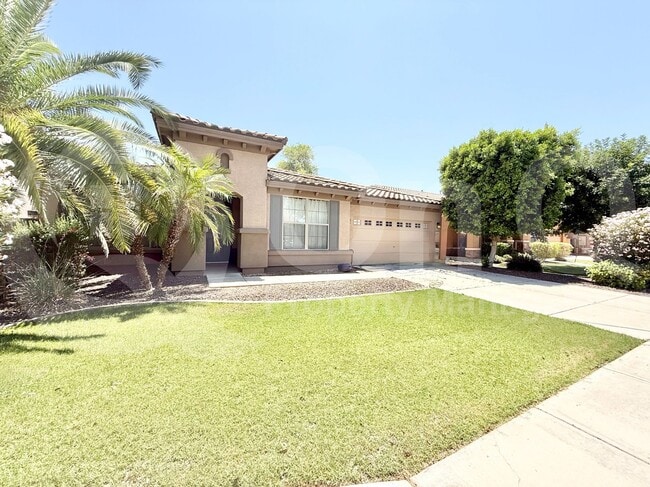 Building Photo - 2849 E Fandango Dr