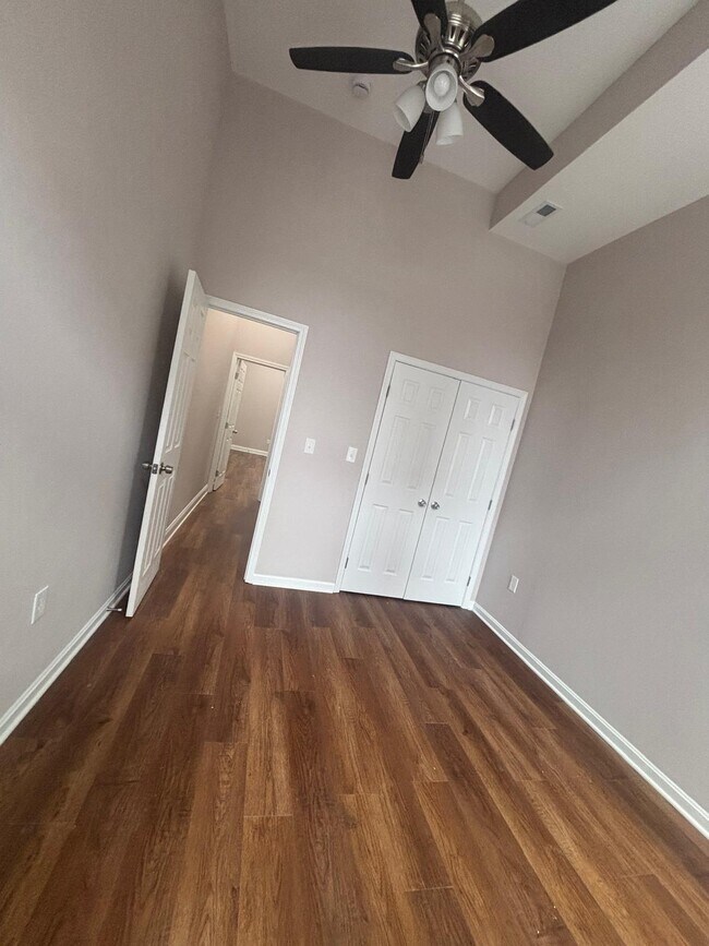 Building Photo - 1919 McCulloh St